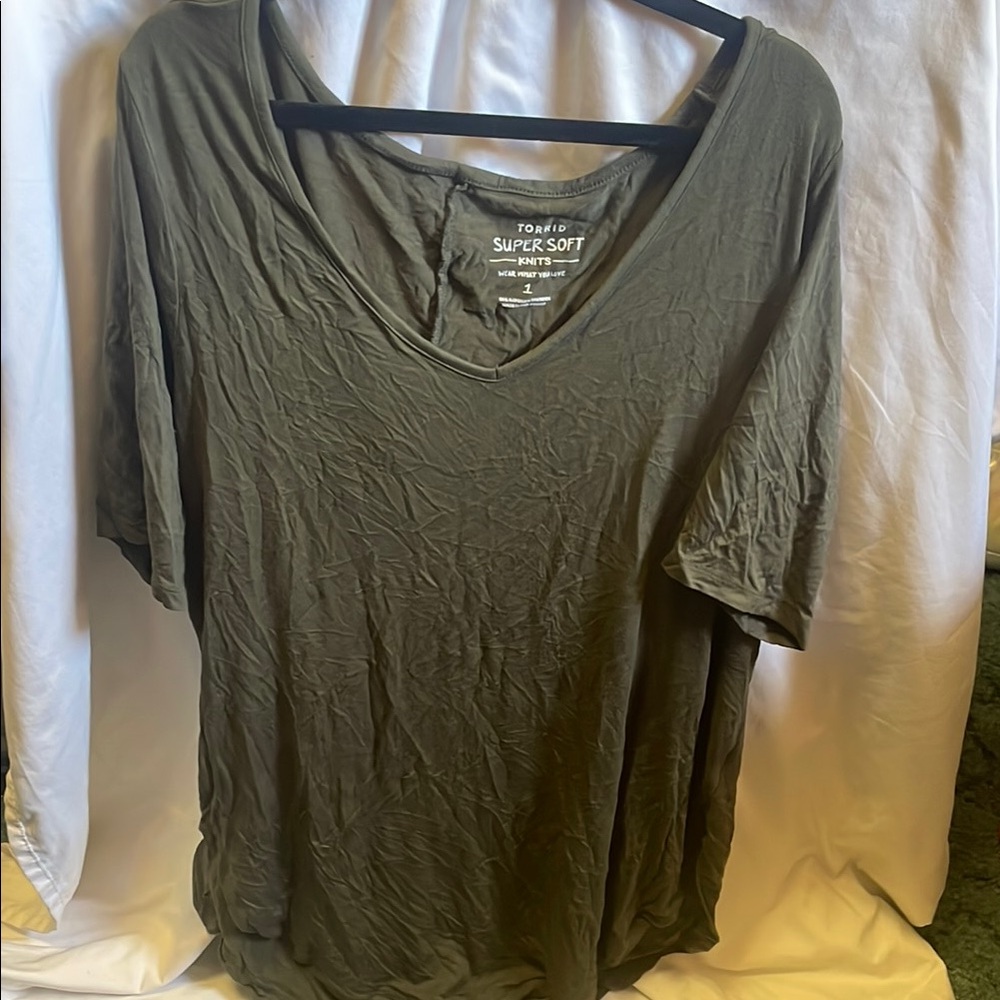 Torrid Black Relaxed Short Sleeve Tee
